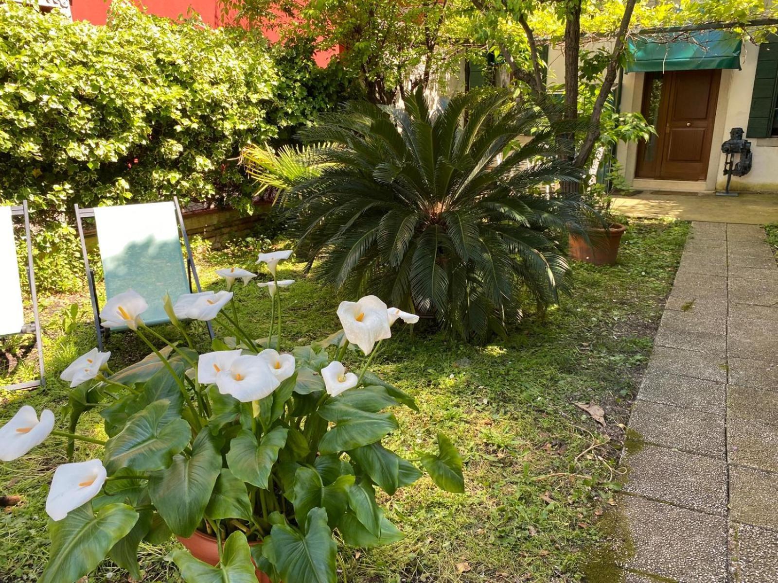 Apartament Rose House With Private Garden Lido di Venezia Zewnętrze zdjęcie